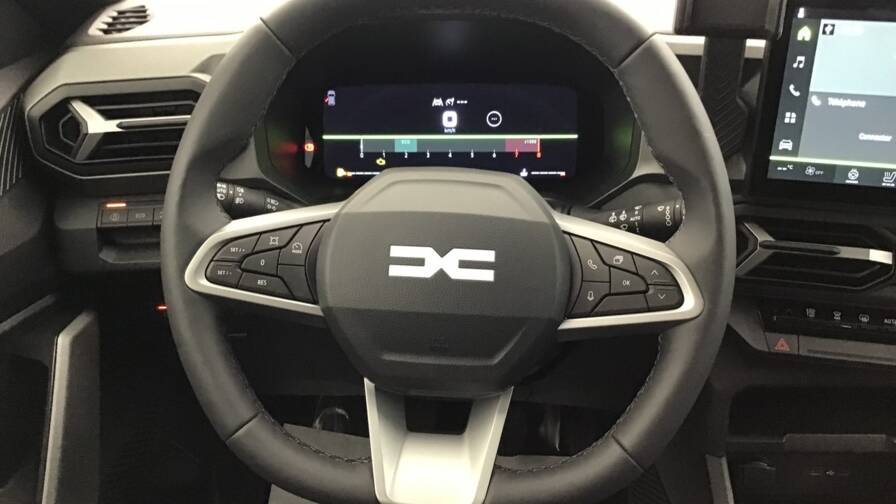 Mandataire Automobile occasion, recherche de Dacia Bigster-mild-hybrid-140-journey5-portes-vp-essence-sans-plomb042025-en-cours - E-Motors