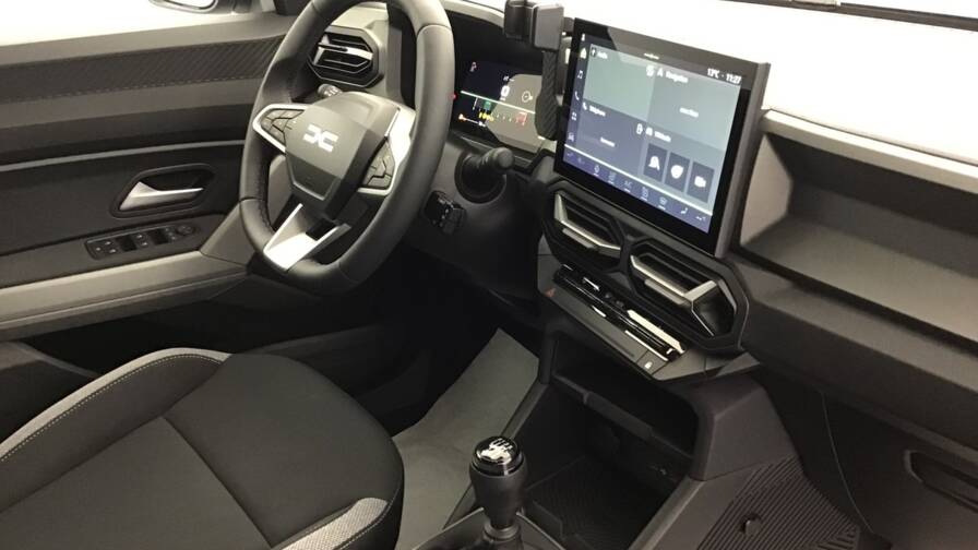 Mandataire Automobile occasion, recherche de Dacia Bigster-mild-hybrid-140-journey5-portes-vp-essence-sans-plomb042025-en-cours - E-Motors