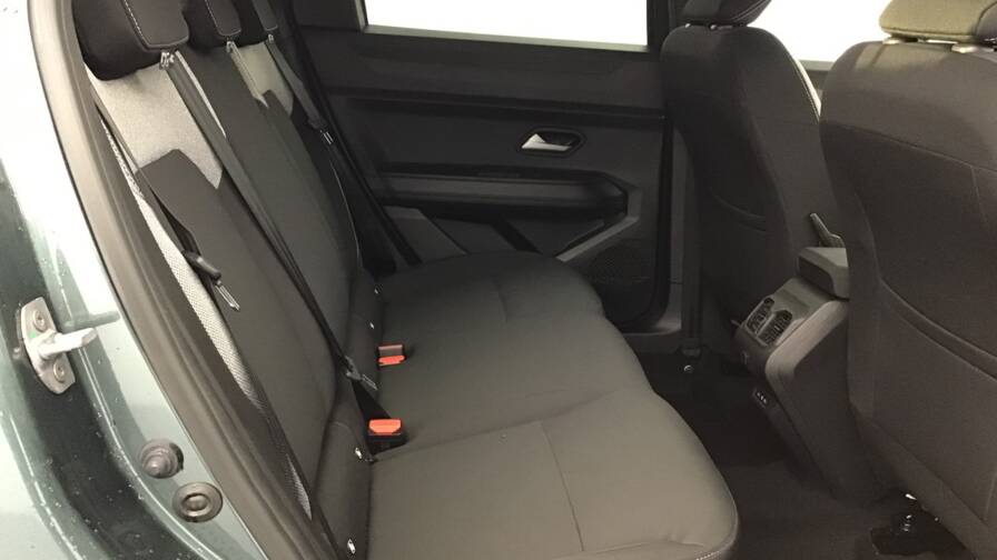 Mandataire Automobile occasion, recherche de Dacia Bigster-mild-hybrid-140-journey5-portes-vp-essence-sans-plomb042025-en-cours - E-Motors