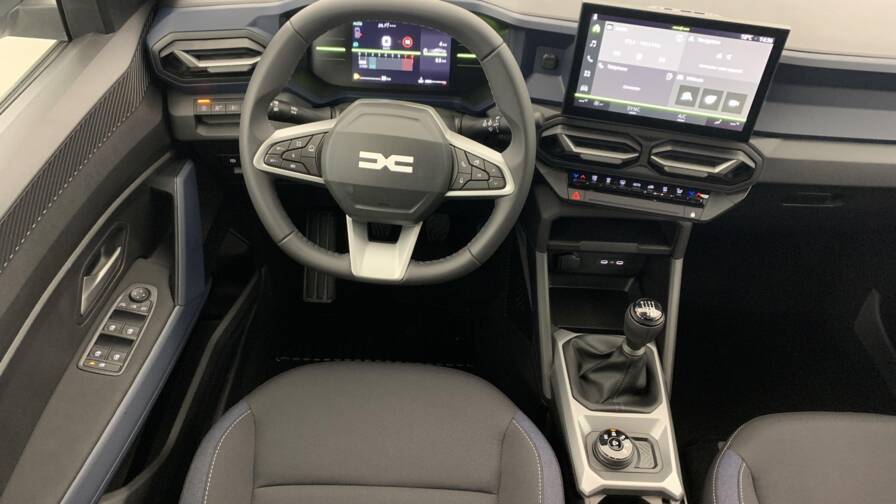 Mandataire Automobile neuf, recherche de Dacia Bigster-mild-hybrid-130-4x4-expression - E-Motors