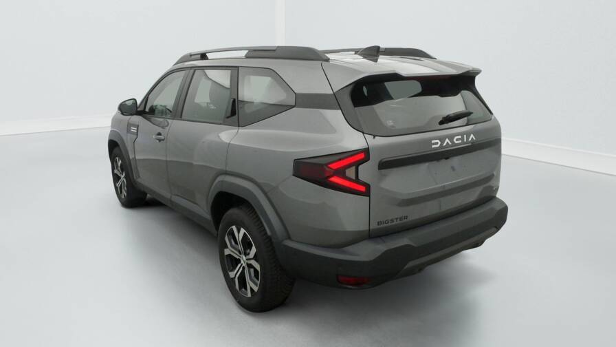 Mandataire Automobile neuf, recherche de Dacia Bigster-mild-hybrid-130-4x4-expression - E-Motors