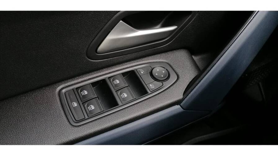 Mandataire Automobile neuf, recherche de Dacia Duster-1-2-tce-130-4x4-expression - E-Motors