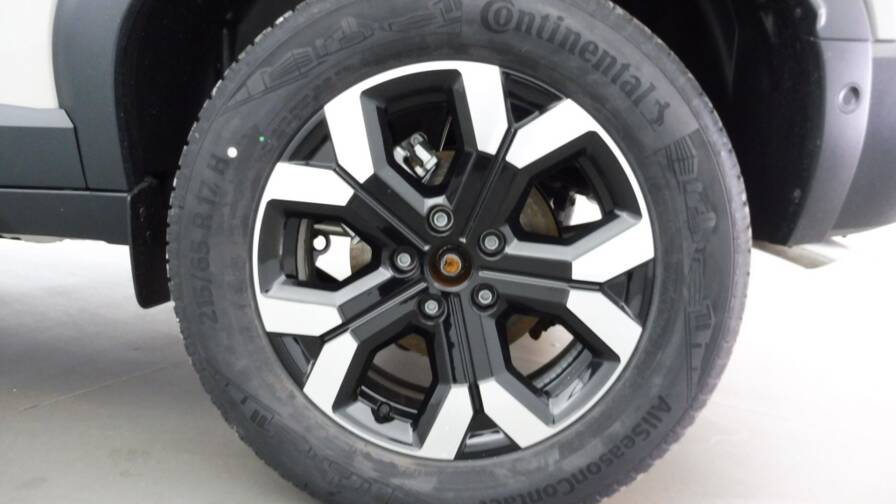 Mandataire Automobile neuf, recherche de Dacia Duster-1-2-tce-mild-hybrid-130ch-extreme-4x4 - E-Motors