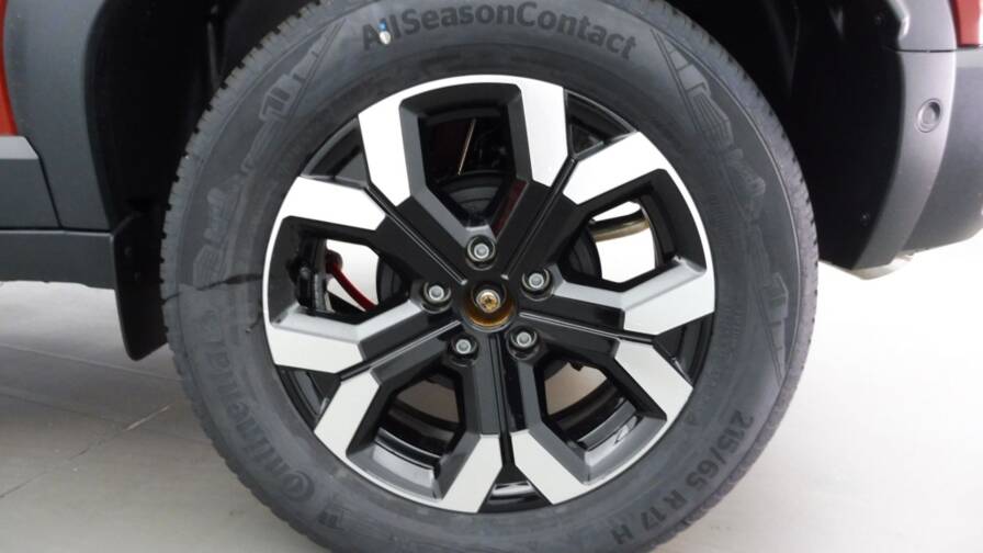 Mandataire Automobile neuf, recherche de Dacia Duster-1-2-tce-mild-hybrid-130ch-extreme-4x4 - E-Motors