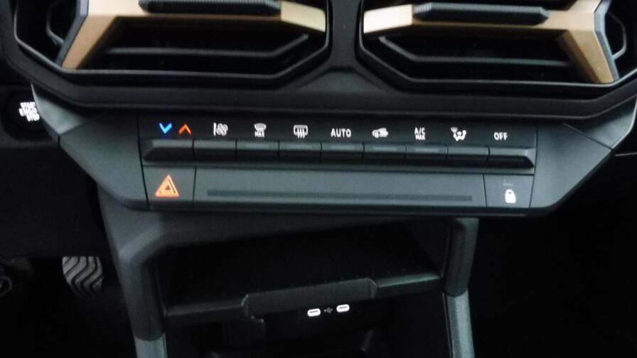 Mandataire Automobile neuf, recherche de Dacia Duster-1-2-tce-mild-hybrid-130ch-extreme-4x4 - E-Motors