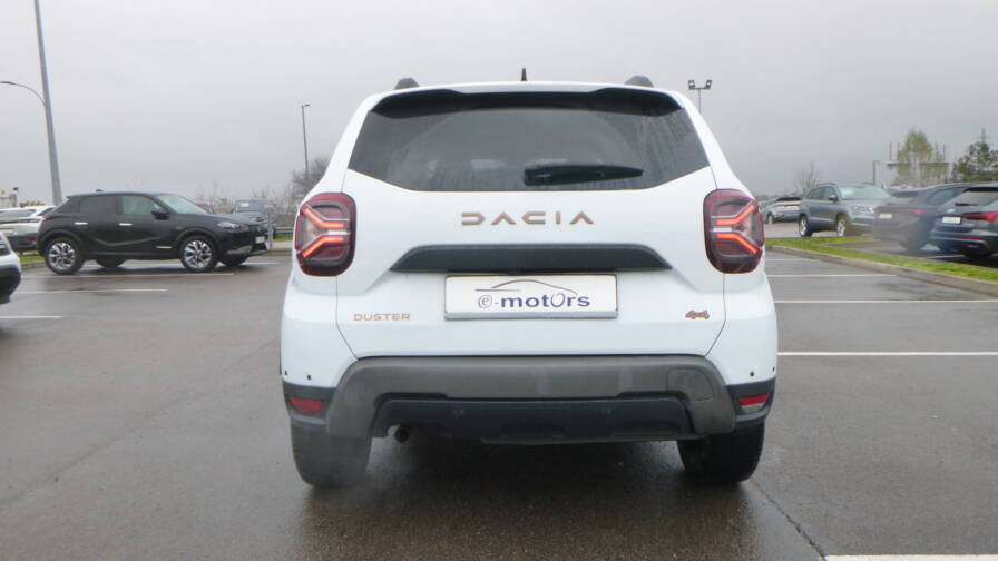 Mandataire Automobile occasion, recherche de Dacia Duster-blue-dci-115-4x4-extreme - E-Motors