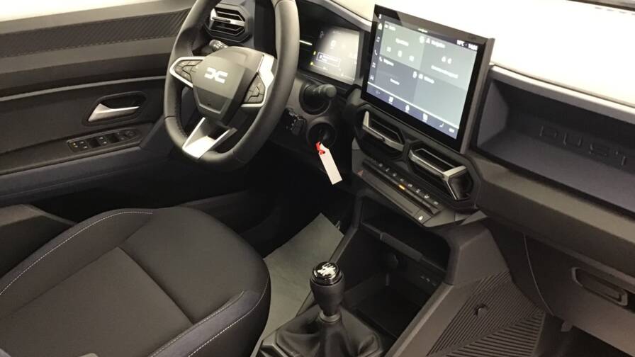 Mandataire Automobile occasion, recherche de Dacia Duster-eco-g-100-expression5-portes-vp-essence-ou-gaz032024-en-cours - E-Motors