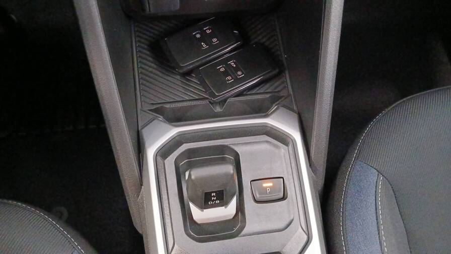 Mandataire Automobile occasion, recherche de Dacia Duster-hybrid-140-journey - E-Motors