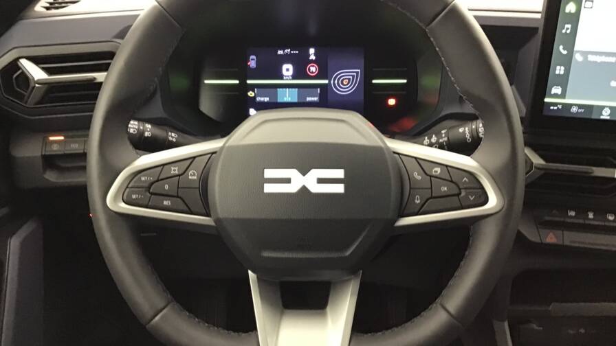 Mandataire Automobile occasion, recherche de Dacia Duster-hybrid-140-journey5-portes-vp-essence-courant-lectrique032024-en-cours - E-Motors