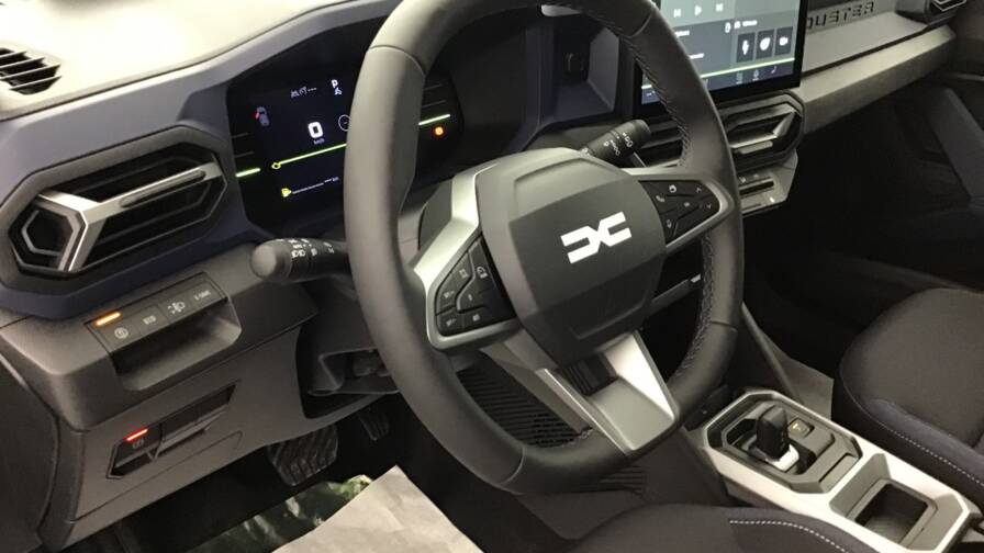 Mandataire Automobile occasion, recherche de Dacia Duster-hybrid-140-journey5-portes-vp-essence-courant-lectrique032024-en-cours - E-Motors