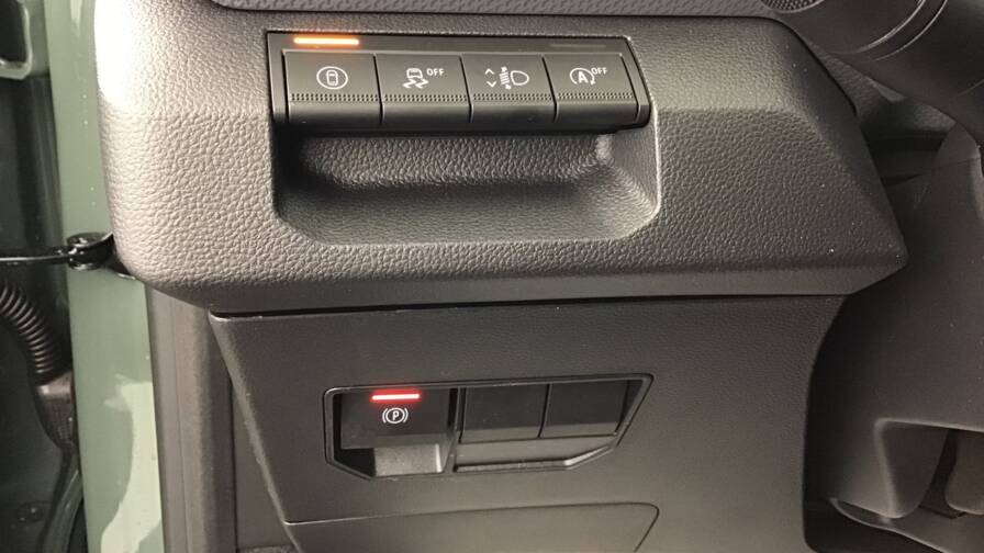 Mandataire Automobile occasion, recherche de Dacia Duster-mild-hybrid-130-4x4-extreme5-portes-vp-essence-sans-plomb042025 - E-Motors