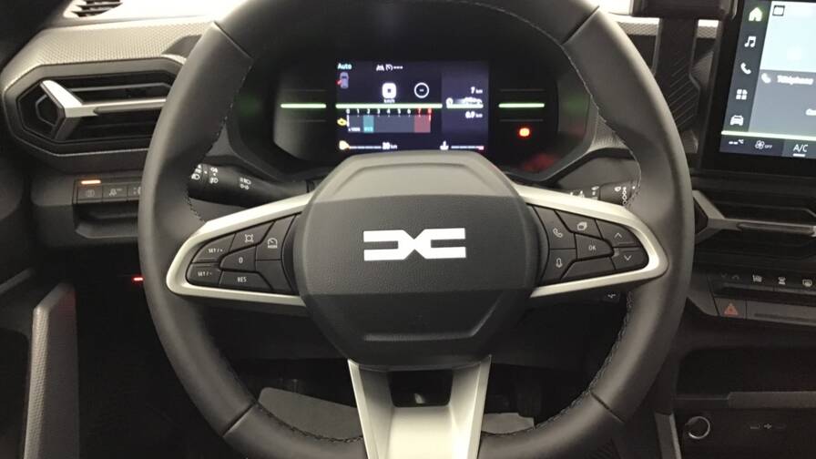 Mandataire Automobile occasion, recherche de Dacia Duster-mild-hybrid-130-4x4-extreme5-portes-vp-essence-sans-plomb042025 - E-Motors