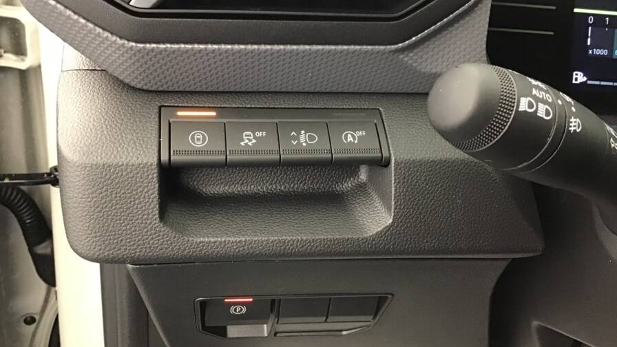 Mandataire Automobile occasion, recherche de Dacia Duster-mild-hybrid-130-4x4-extreme5-portes-vp-essence-sans-plomb042025 - E-Motors