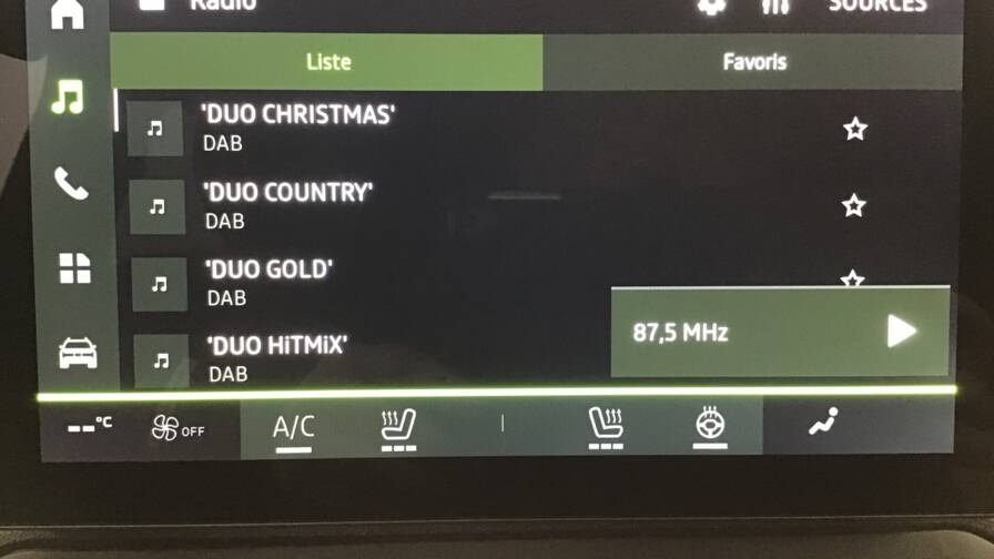 Mandataire Automobile occasion, recherche de Dacia Duster-mild-hybrid-130-4x4-extreme5-portes-vp-essence-sans-plomb042025 - E-Motors