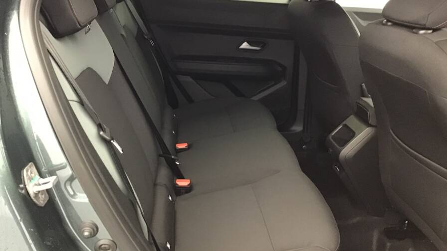 Mandataire Automobile occasion, recherche de Dacia Duster-mild-hybrid-130-4x4-extreme5-portes-vp-essence-sans-plomb042025 - E-Motors