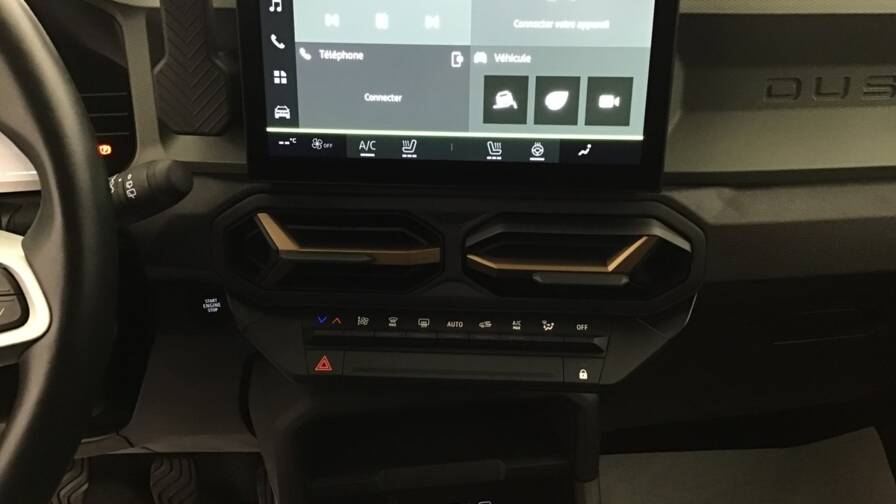 Mandataire Automobile occasion, recherche de Dacia Duster-mild-hybrid-130-extreme5-portes-vp-essence-sans-plomb042025 - E-Motors