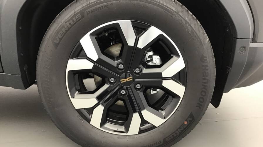 Mandataire Automobile occasion, recherche de Dacia Duster-mild-hybrid-130-extreme5-portes-vp-essence-sans-plomb042025 - E-Motors