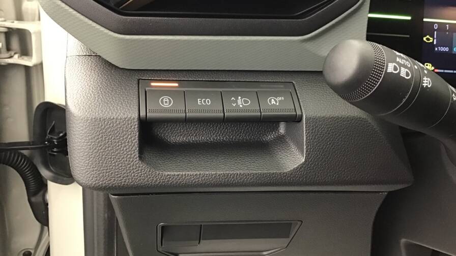 Mandataire Automobile occasion, recherche de Dacia Duster-mild-hybrid-130-extreme5-portes-vp-essence-sans-plomb042025 - E-Motors