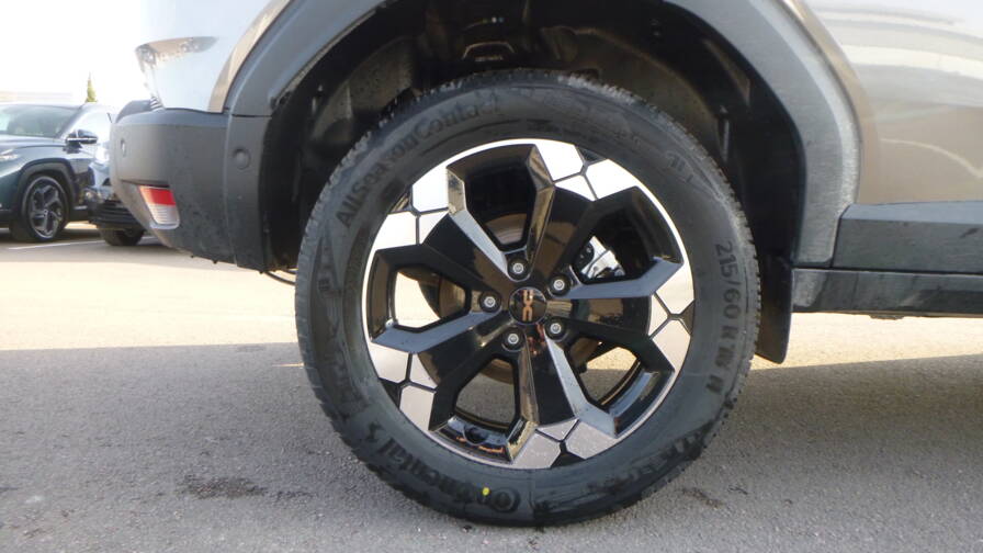 Mandataire Automobile neuf, recherche de Dacia Duster-tce-130-4x4-extreme - E-Motors