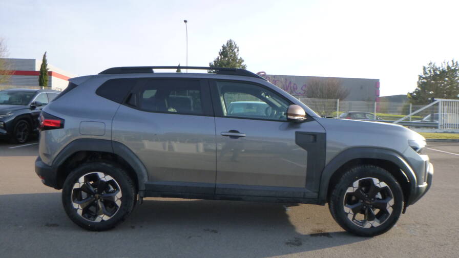 Mandataire Automobile neuf, recherche de Dacia Duster-tce-130-4x4-extreme - E-Motors