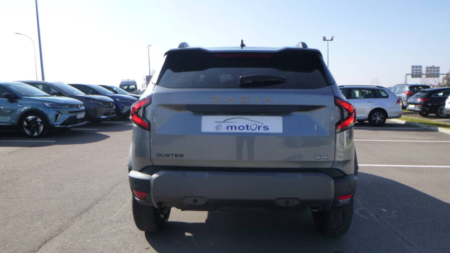 Mandataire Automobile neuf, recherche de Dacia Duster-hybrid-140-4x2-extreme - E-Motors