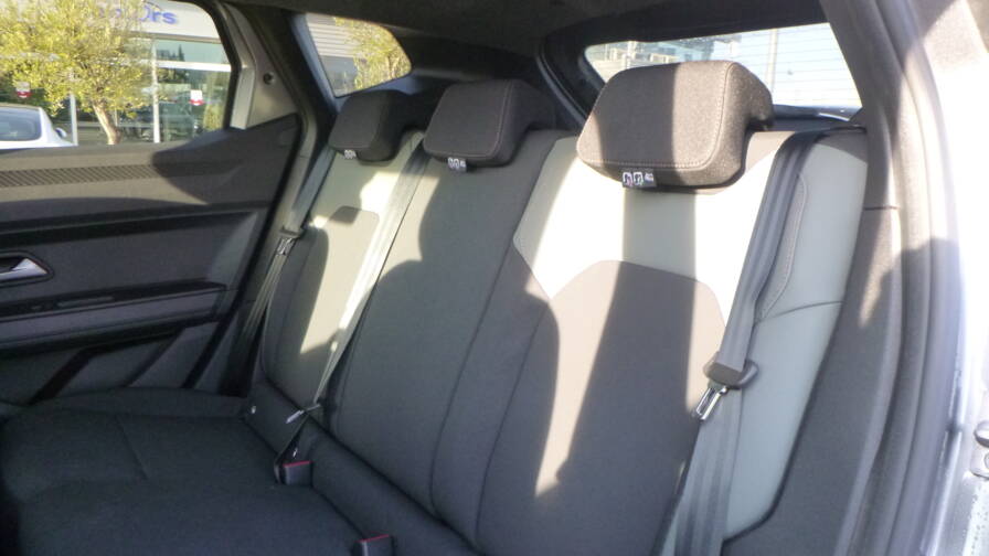 Mandataire Automobile neuf, recherche de Dacia Duster-tce-130-4x4-extreme - E-Motors