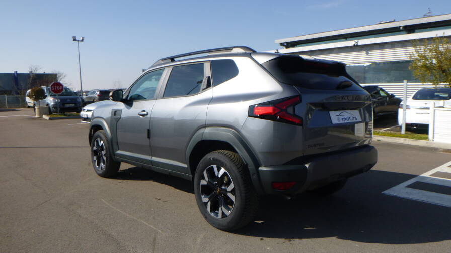 Mandataire Automobile neuf, recherche de Dacia Duster-hybrid-140-4x2-extreme - E-Motors