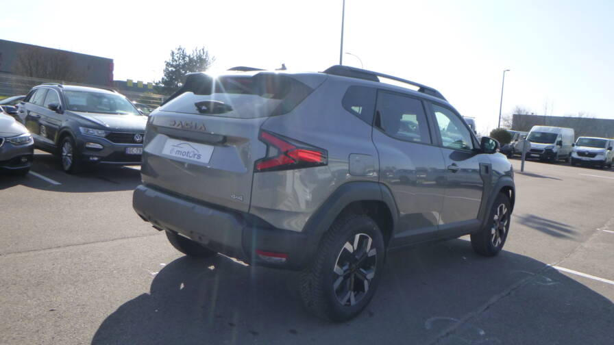 Mandataire Automobile neuf, recherche de Dacia Duster-hybrid-140-4x2-extreme - E-Motors