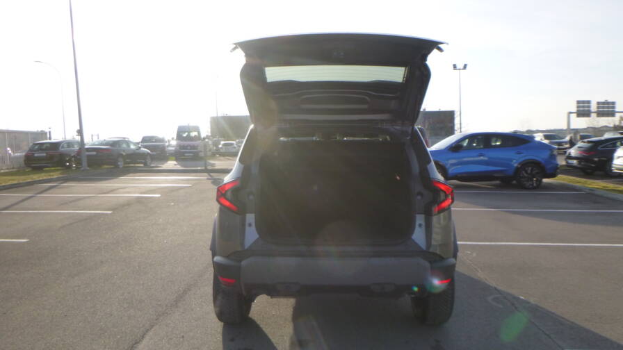 Mandataire Automobile neuf, recherche de Dacia Duster-tce-130-4x4-extreme - E-Motors