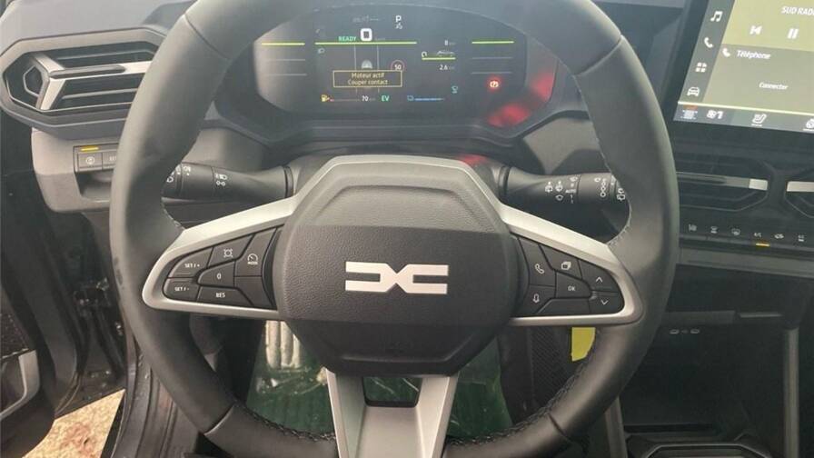 Mandataire Automobile occasion, recherche de Dacia Duster-iii-hybrid-140-4x2-expression - E-Motors
