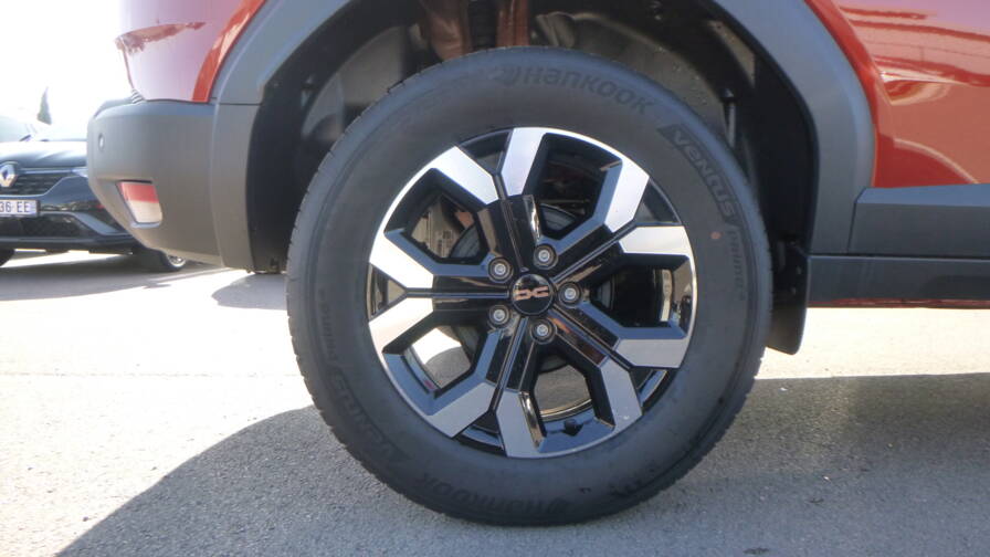 Mandataire Automobile neuf, recherche de Dacia Duster-hybrid-140-extreme-plus-si-ges-avant-chauffants - E-Motors