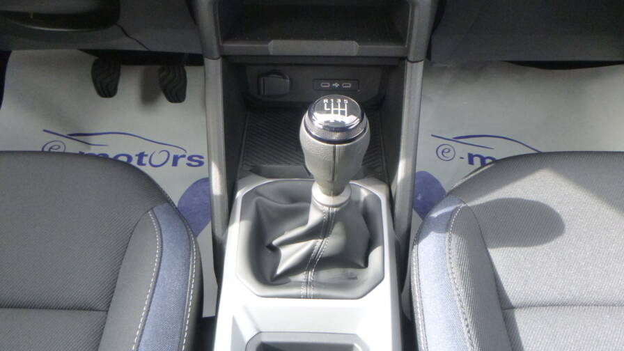 Mandataire Automobile neuf, recherche de Dacia Duster-eco-g-100-journey-plus-pack-city-plus-pack-cold - E-Motors