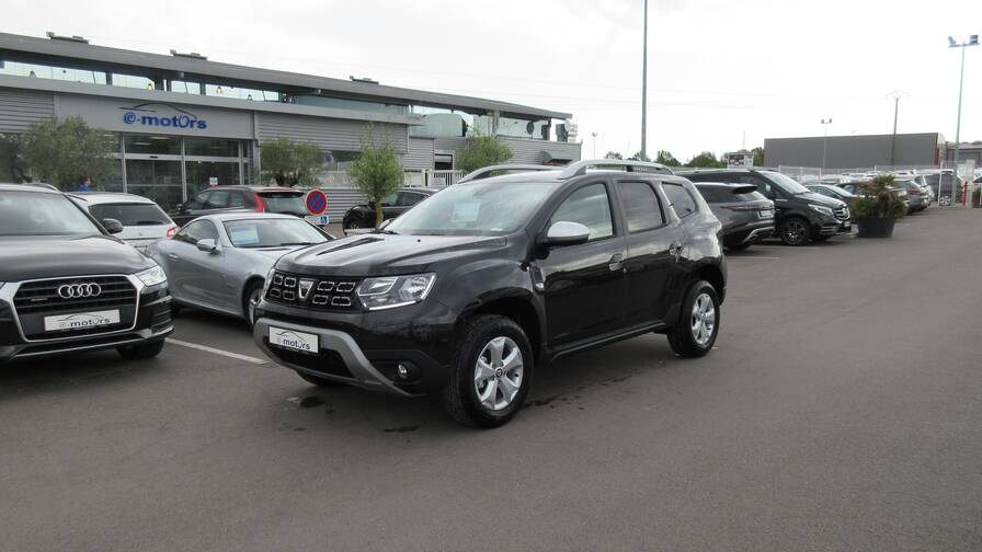 Avis-mandataire-auto-Emotors-Dacia-Duster-Prestige-blue-dci-115-4x4.