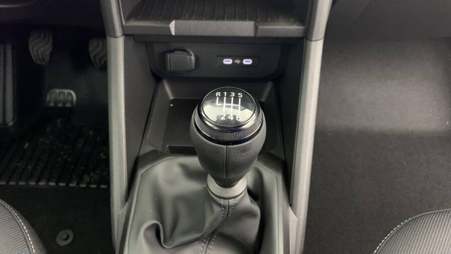 Mandataire Automobile neuf, recherche de Dacia Duster-tce-130-4x2-expression - E-Motors