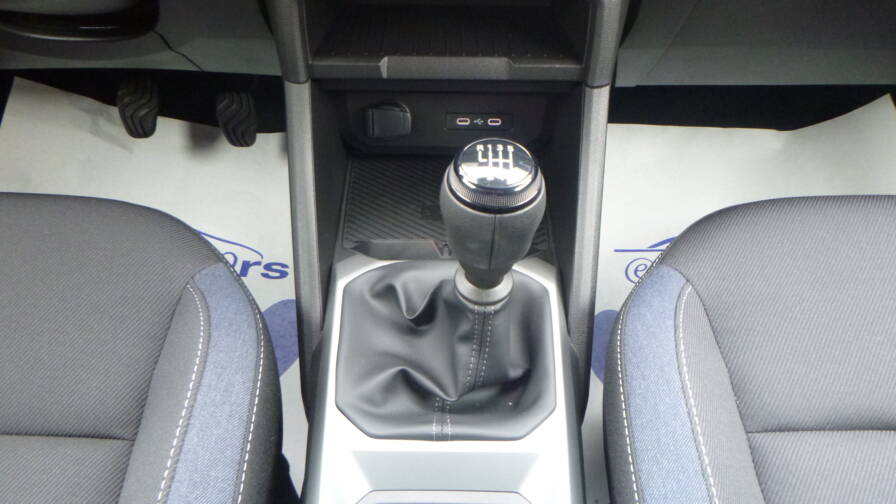 Mandataire Automobile neuf, recherche de Dacia Duster-eco-g-100-journey-plus-pack-city-plus-pack-cold - E-Motors