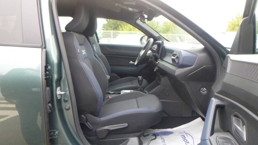 Mandataire Automobile neuf, recherche de Dacia Duster-eco-g-100-journey-plus-pack-city-plus-pack-cold - E-Motors