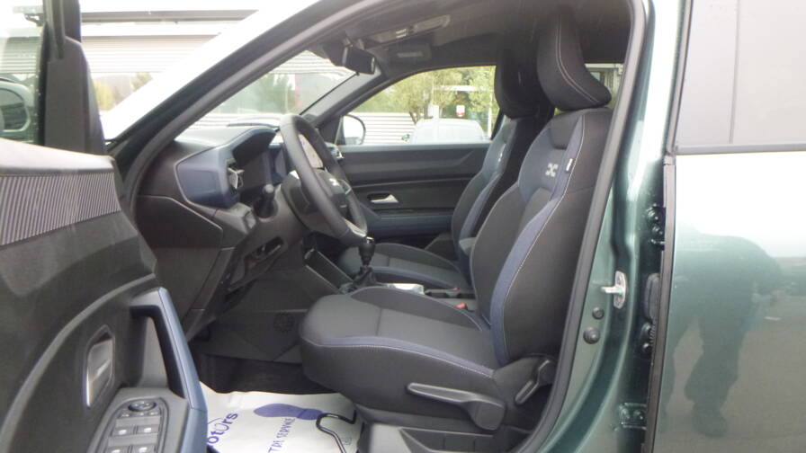 Mandataire Automobile neuf, recherche de Dacia Duster-eco-g-100-journey-plus-pack-city-plus-pack-cold - E-Motors