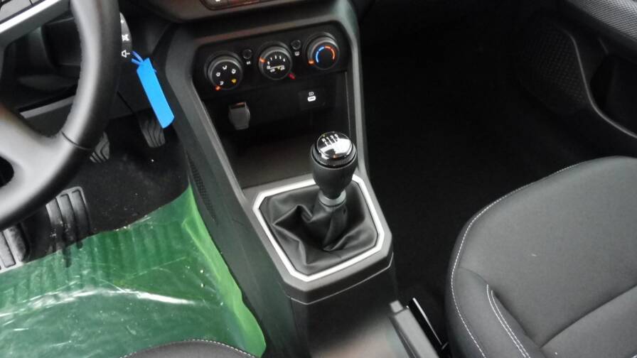 Mandataire Automobile occasion, recherche de Dacia Jogger-1-0-eco-g-100ch-expression-7-places-24 - E-Motors