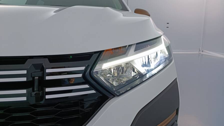 Mandataire Automobile neuf, recherche de Dacia Jogger-1-0-eco-g-100ch-extr-me-7pl - E-Motors