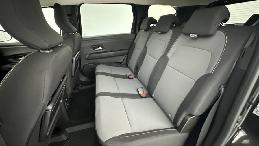 Mandataire Automobile neuf, recherche de Dacia Jogger-1-0-eco-g-100ch-extr-me-7pl - E-Motors