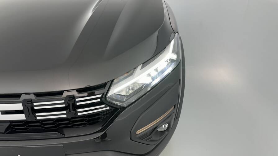 Mandataire Automobile neuf, recherche de Dacia Jogger-1-0-eco-g-100ch-extr-me-7pl - E-Motors