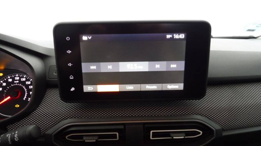 Mandataire Automobile occasion, recherche de Dacia Jogger-1-0-tce-110ch-expression-7-places-24 - E-Motors