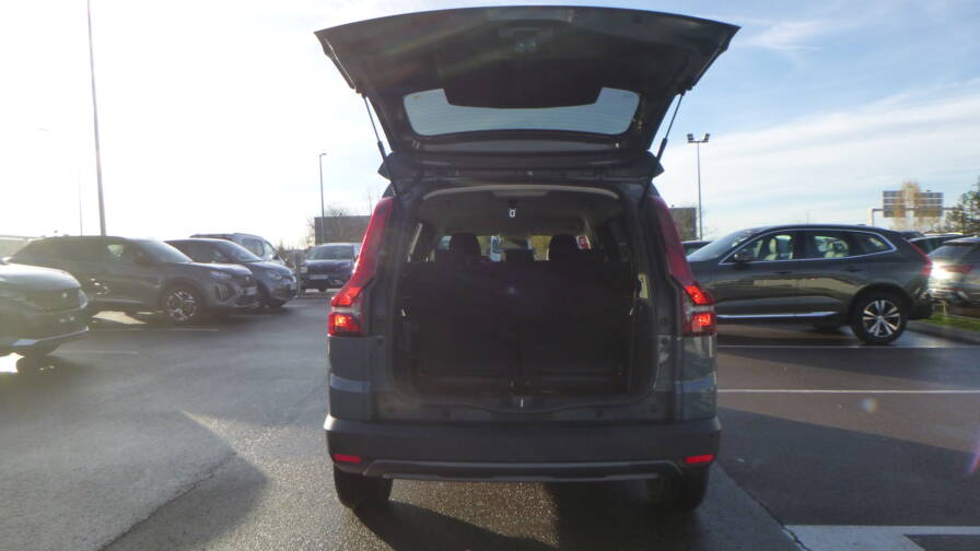 Mandataire Automobile neuf, recherche de Dacia Jogger-eco-g-100-7-places-extreme-plus-plus-si-ges-av-chauffants - E-Motors