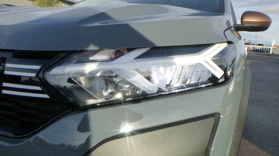 Mandataire Automobile neuf, recherche de Dacia Jogger-eco-g-100-7-places-extreme-plus-plus-si-ges-av-chauffants - E-Motors