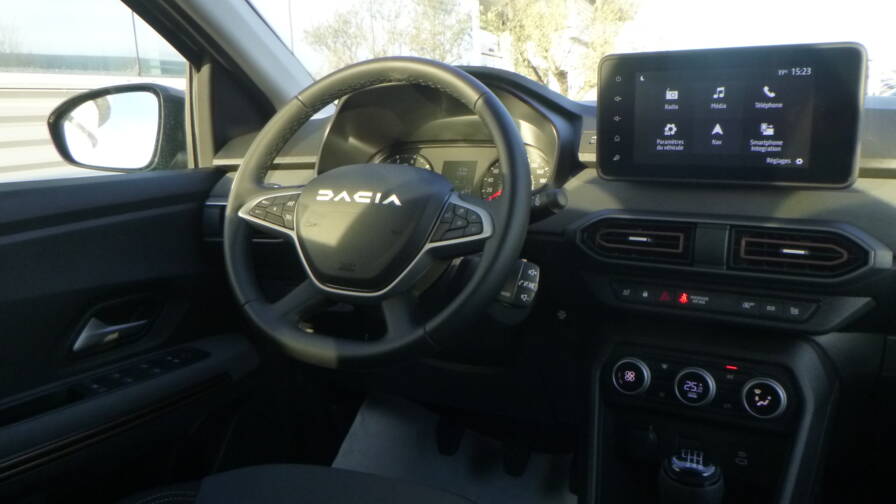 Mandataire Automobile neuf, recherche de Dacia Jogger-eco-g-100-7-places-extreme-plus-plus-si-ges-av-chauffants - E-Motors