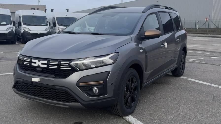 Mandataire Automobile neuf, recherche de Dacia Jogger-hybrid-140-5-places-extreme-plus-gps - E-Motors