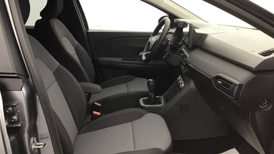 Mandataire Automobile occasion, recherche de Dacia Jogger-eco-g-100-7-places-extreme - E-Motors