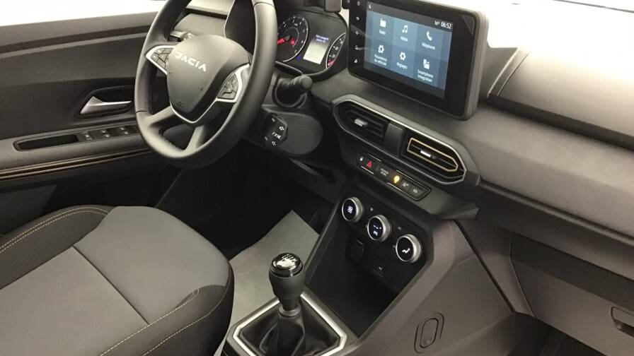 Mandataire Automobile occasion, recherche de Dacia Jogger-eco-g-100-7-places-extreme - E-Motors