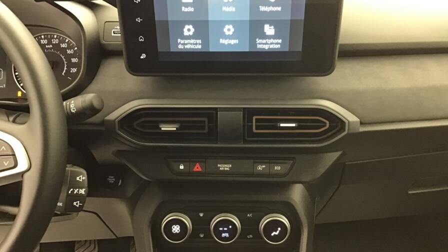 Mandataire Automobile occasion, recherche de Dacia Jogger-eco-g-100-7-places-extreme - E-Motors