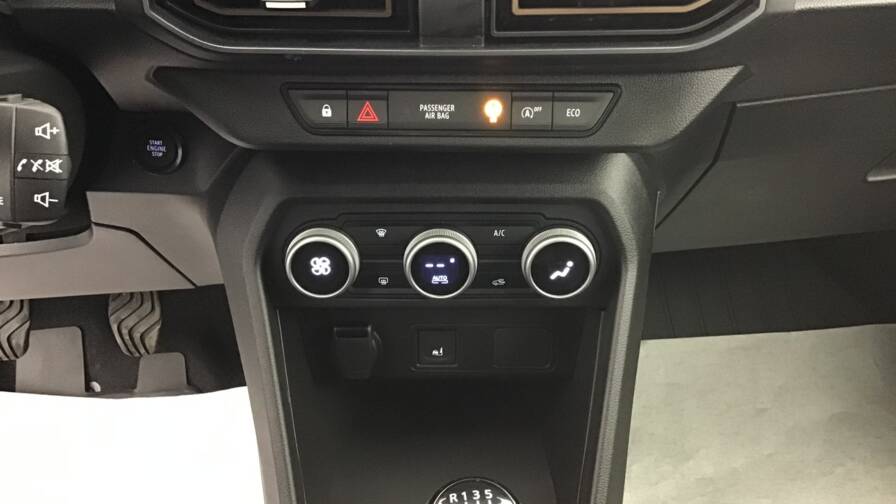 Mandataire Automobile occasion, recherche de Dacia Jogger-eco-g-100-7-places-extreme - E-Motors